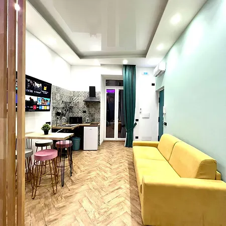 Loft In Borgo Неаполь